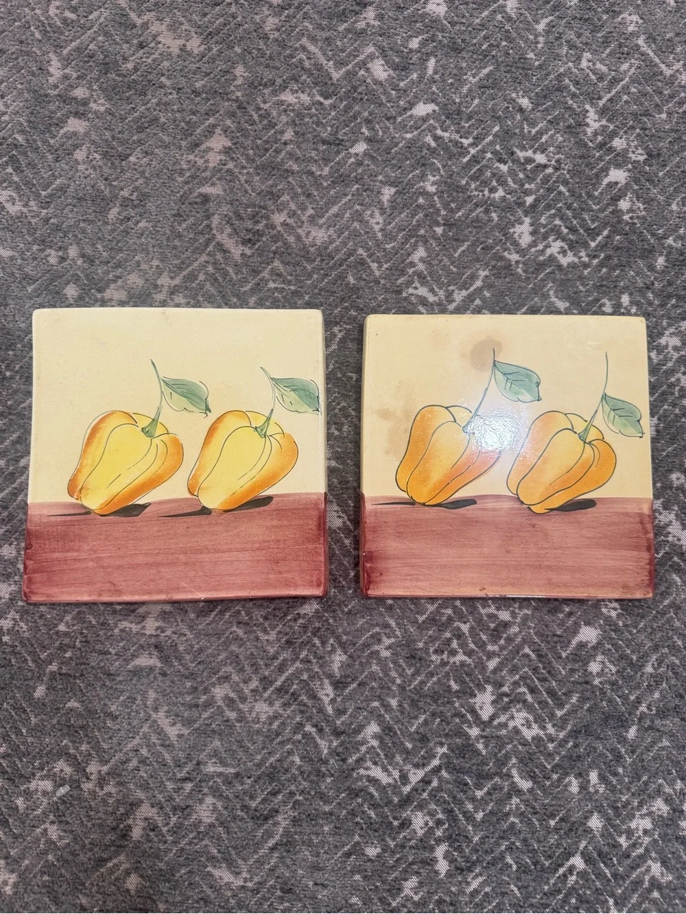 Crate & Barrel Made in Italy Heavy Ceramic Pepper Trivets Cork Back Set 2